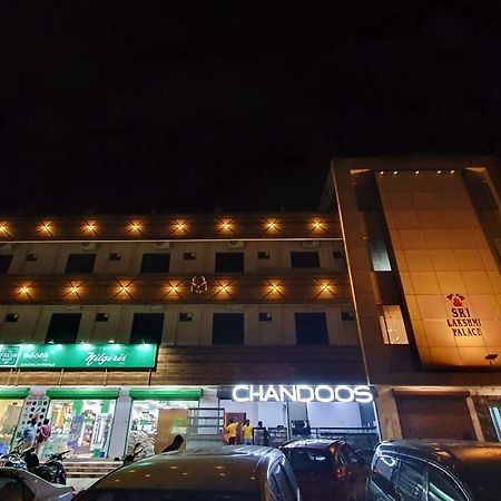 Sri Lakshmi Palace A/C Hotel Suluru Kültér fotó